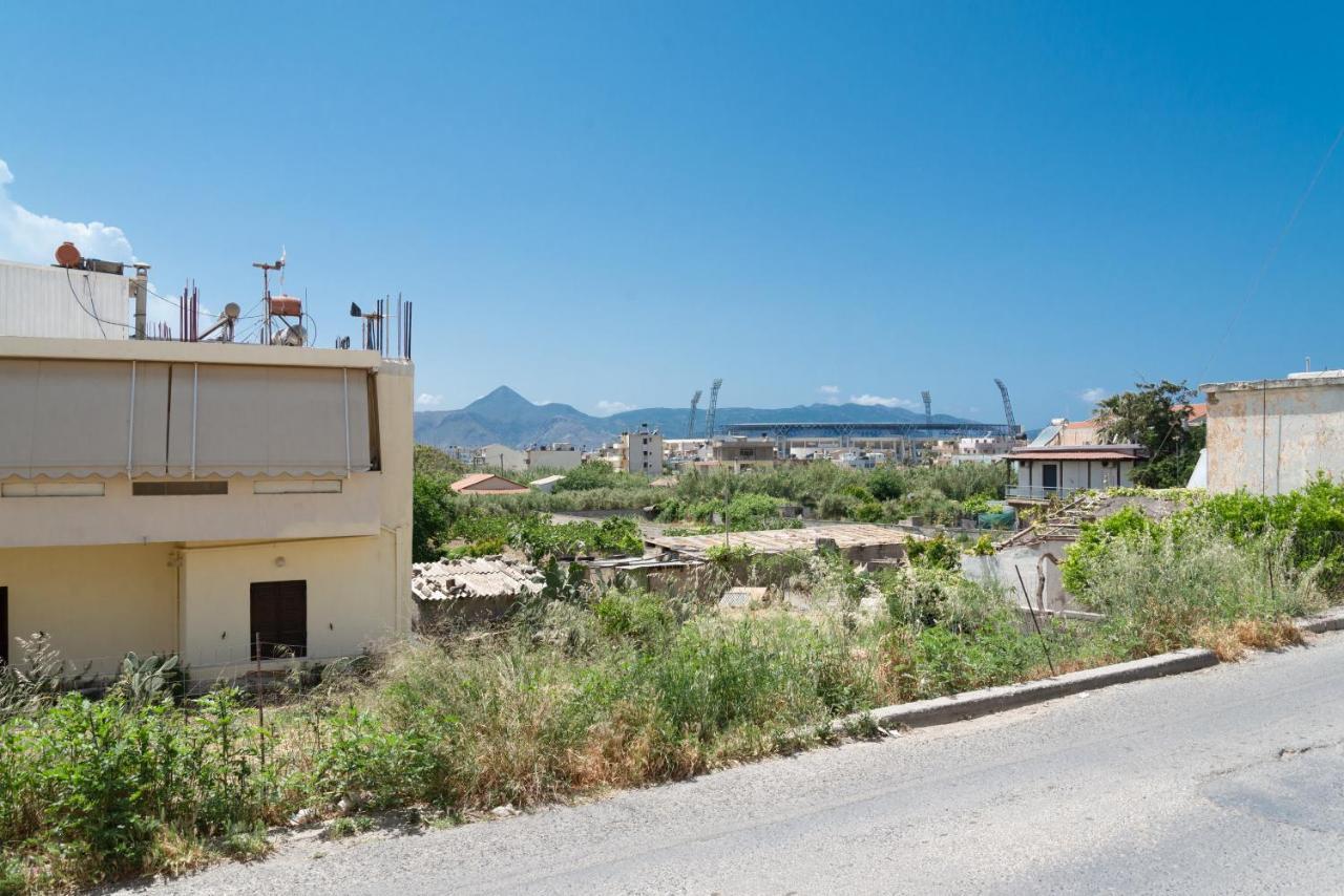 Central Apartment Next To The Beachfront Heraklion  Exterior photo